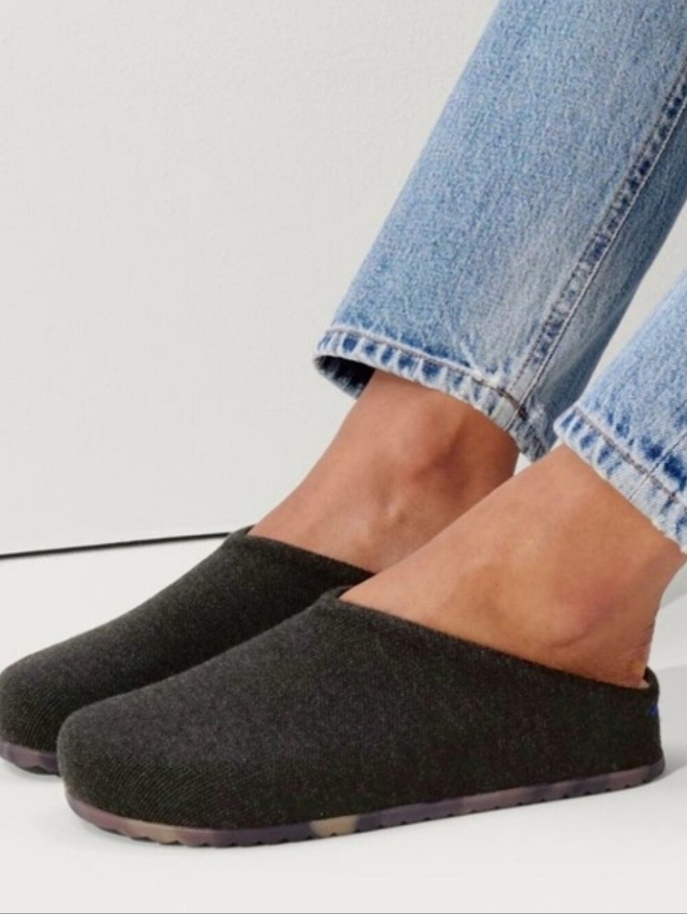 Rothy's 10 The Casual Clog Soft Black Dark Gray Slip-On Merino Wool - Picture 7 of 9